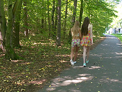 HOT Alexis Crystal and Sunny Honey in amateur lesbian scene